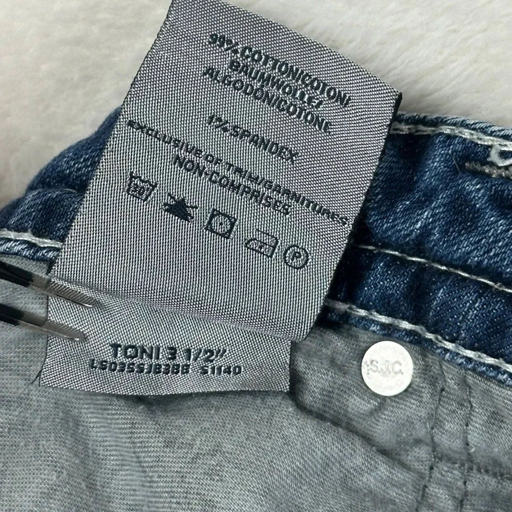 Silver Jeans Toni Shorts Womens 27 Medium Wash Distressed Y2K Denim‎